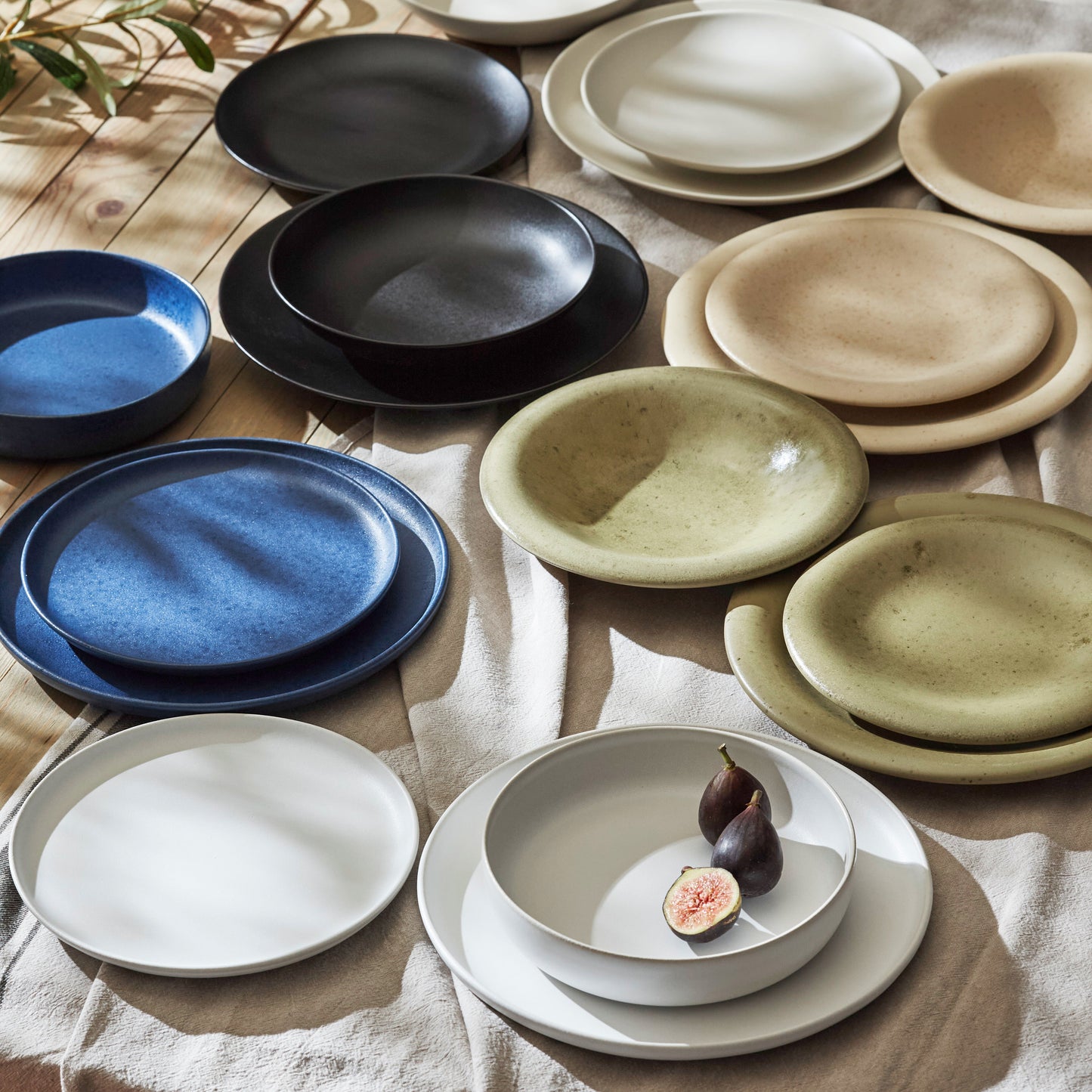 Semplice Stoneware Dinnerware Set - White Matte - Crafted in Portugal