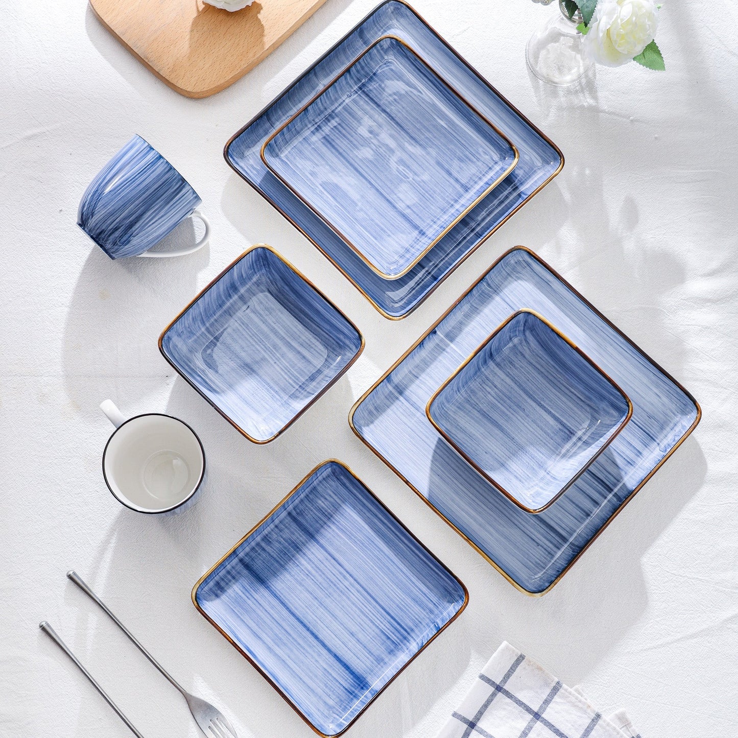 Esmeralda Porcelain Dinnerware Set - Blue