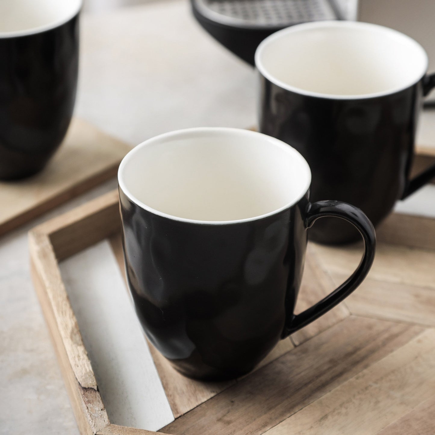 Ivy Porcelain Dinnerware Set - Black