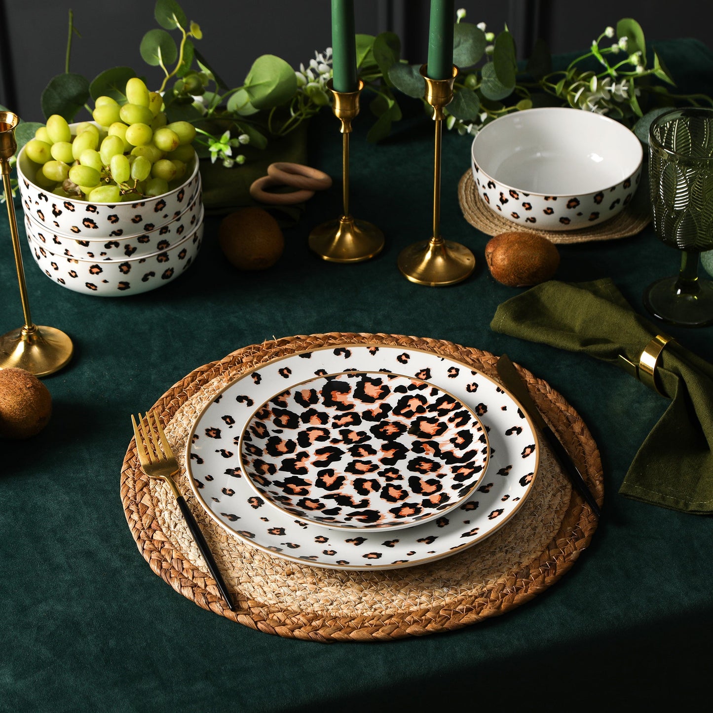 Majestic Porcelain Dinnerware Set - Multicolored