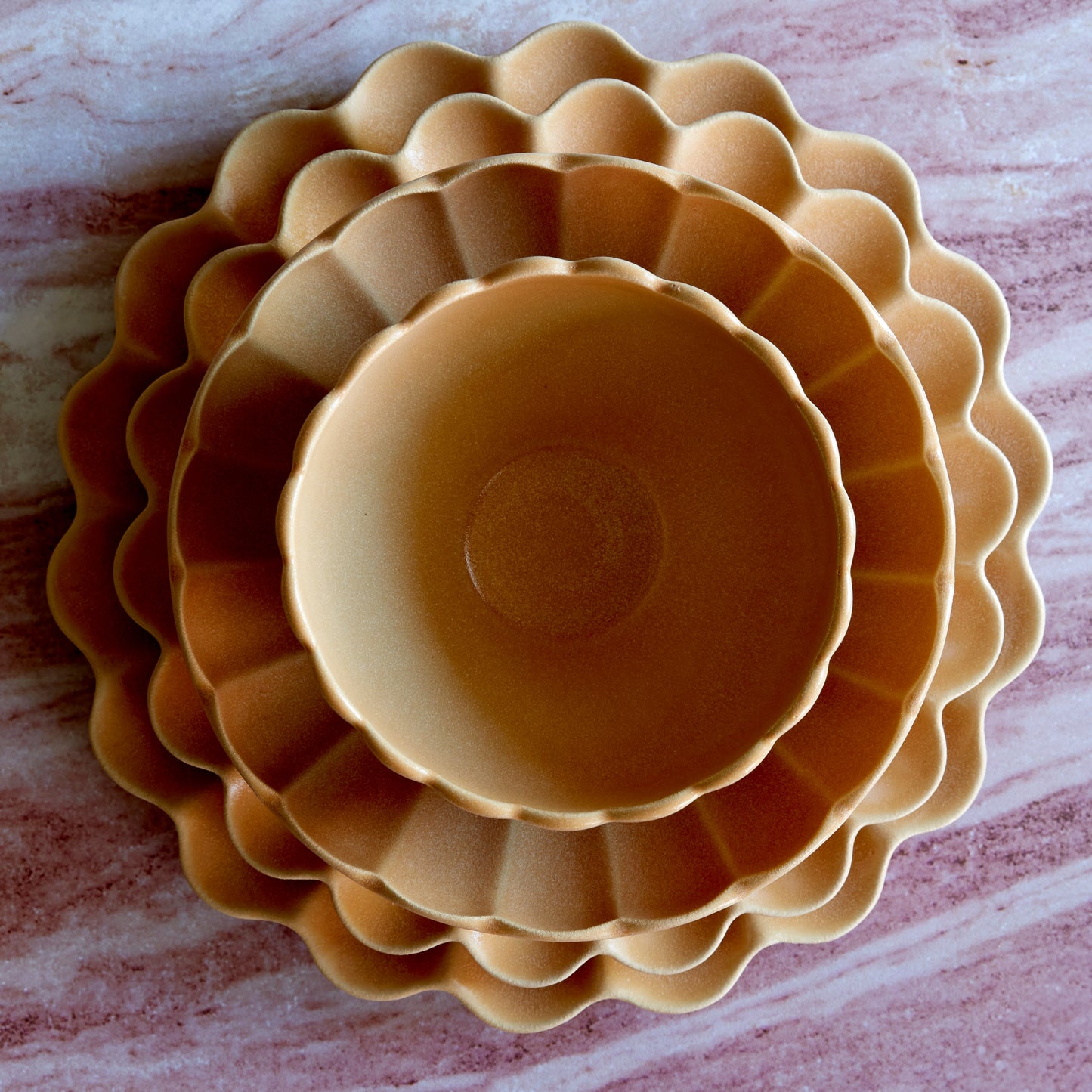 Dhalia Stoneware Bowl - Camel