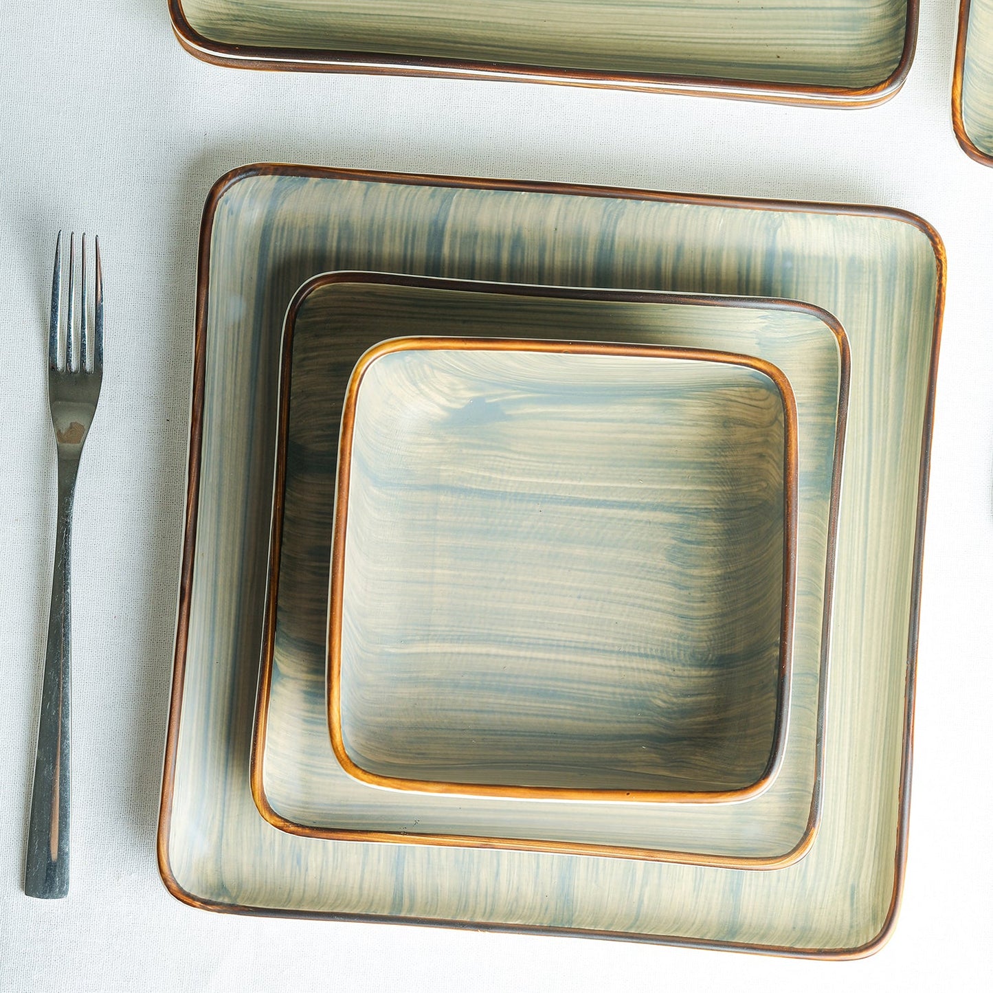 Esmeralda Porcelain Dinnerware Set - Green