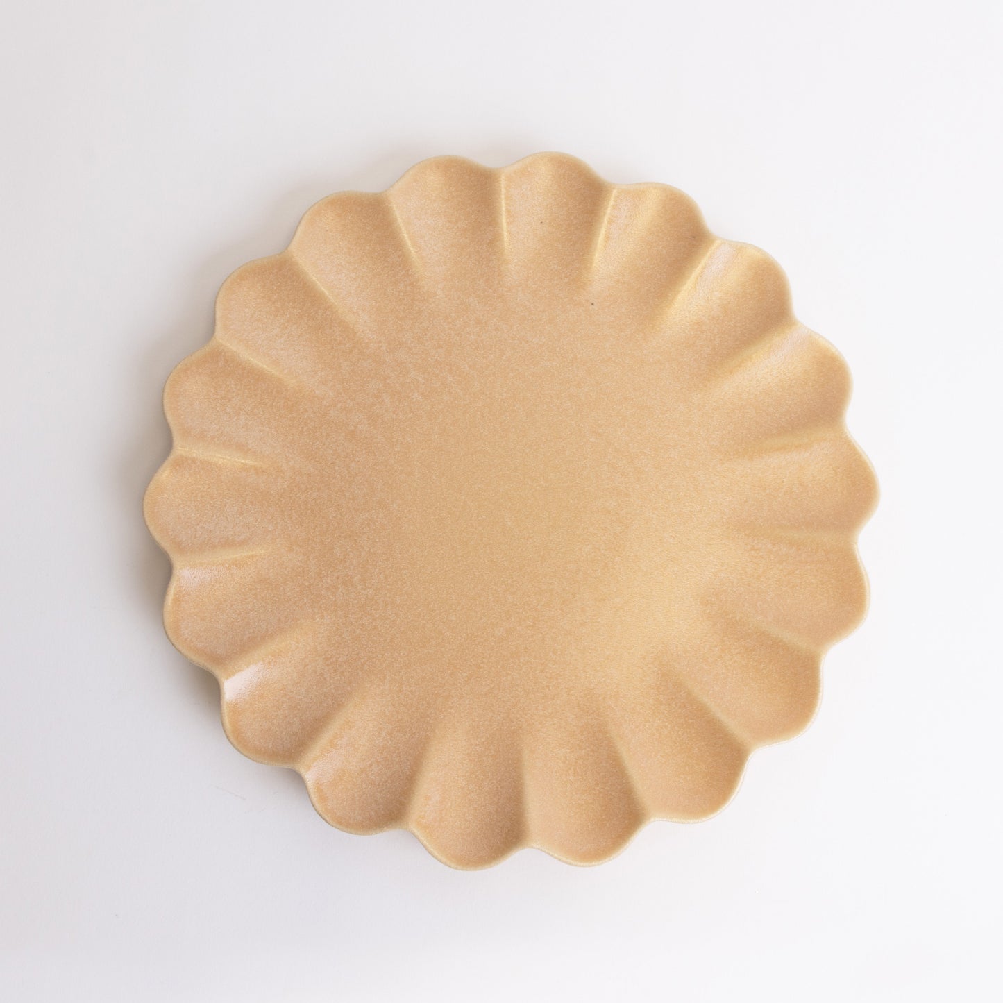 Dhalia Stoneware Salad Plate - Camel