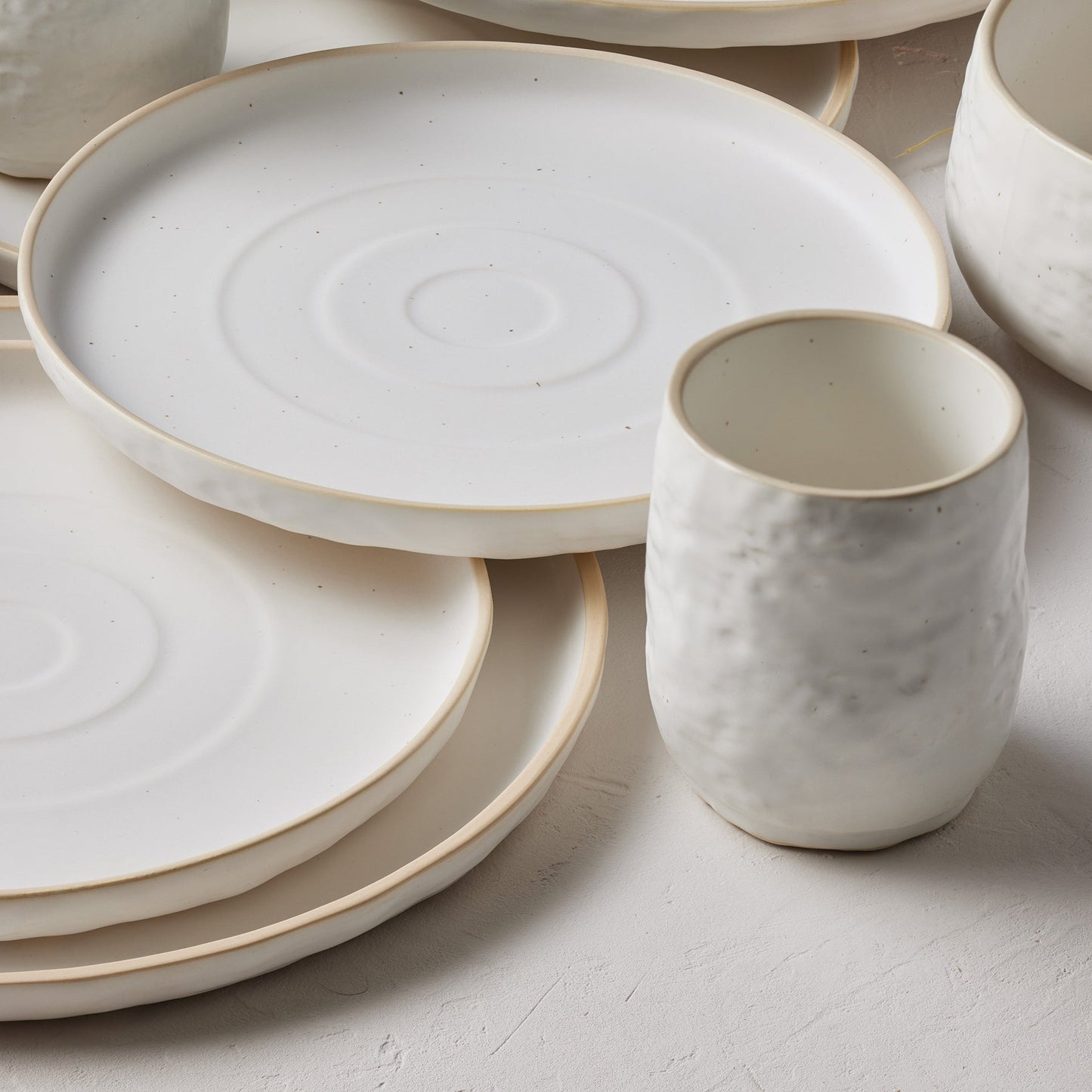 Shosai Stoneware Dinnerware Set - White Speckled