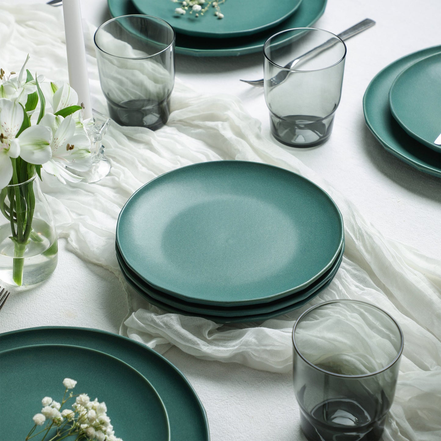 Rio Stoneware Dinnerware Set with Glassware - Green
