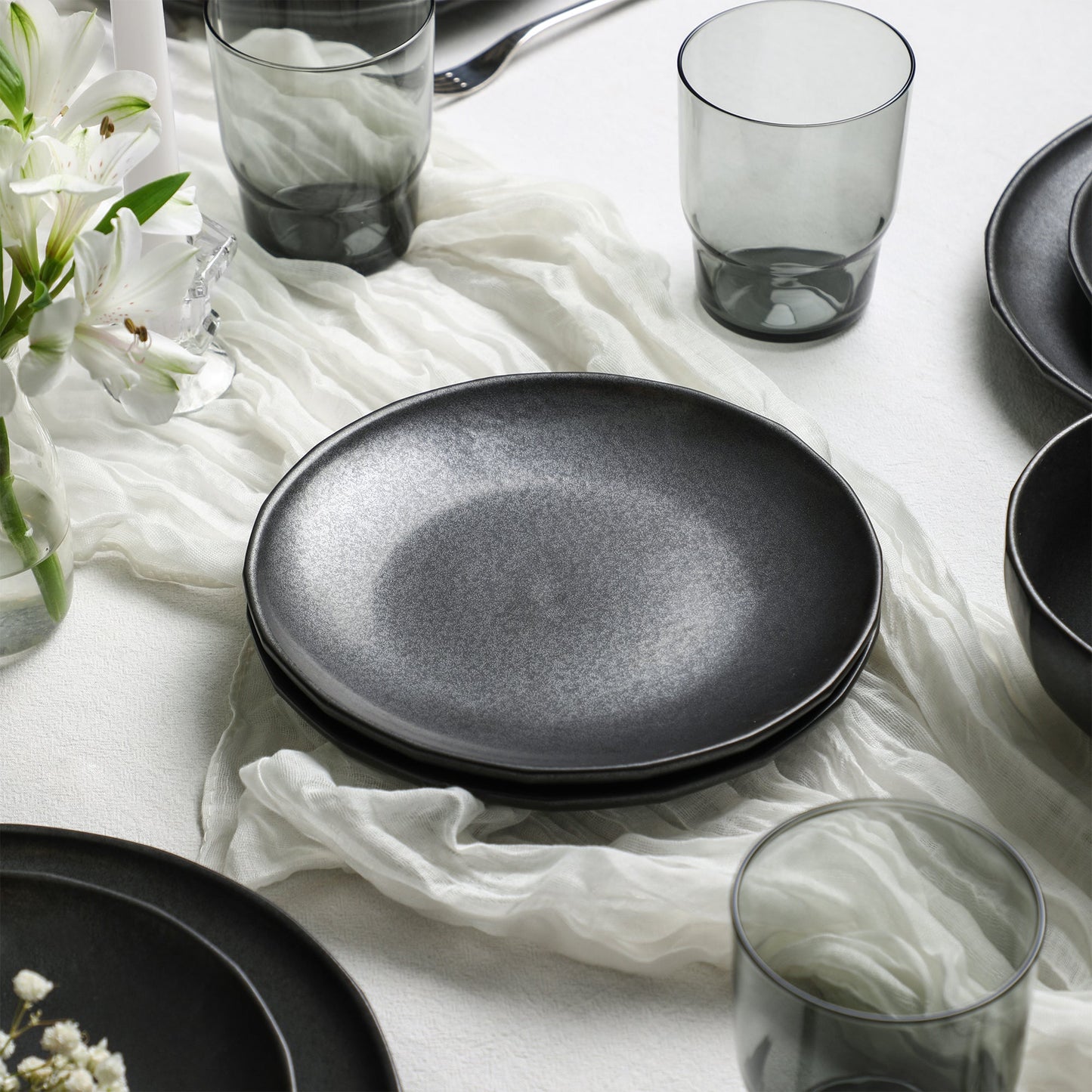Rio Stoneware Dinnerware Set with Glassware - Black