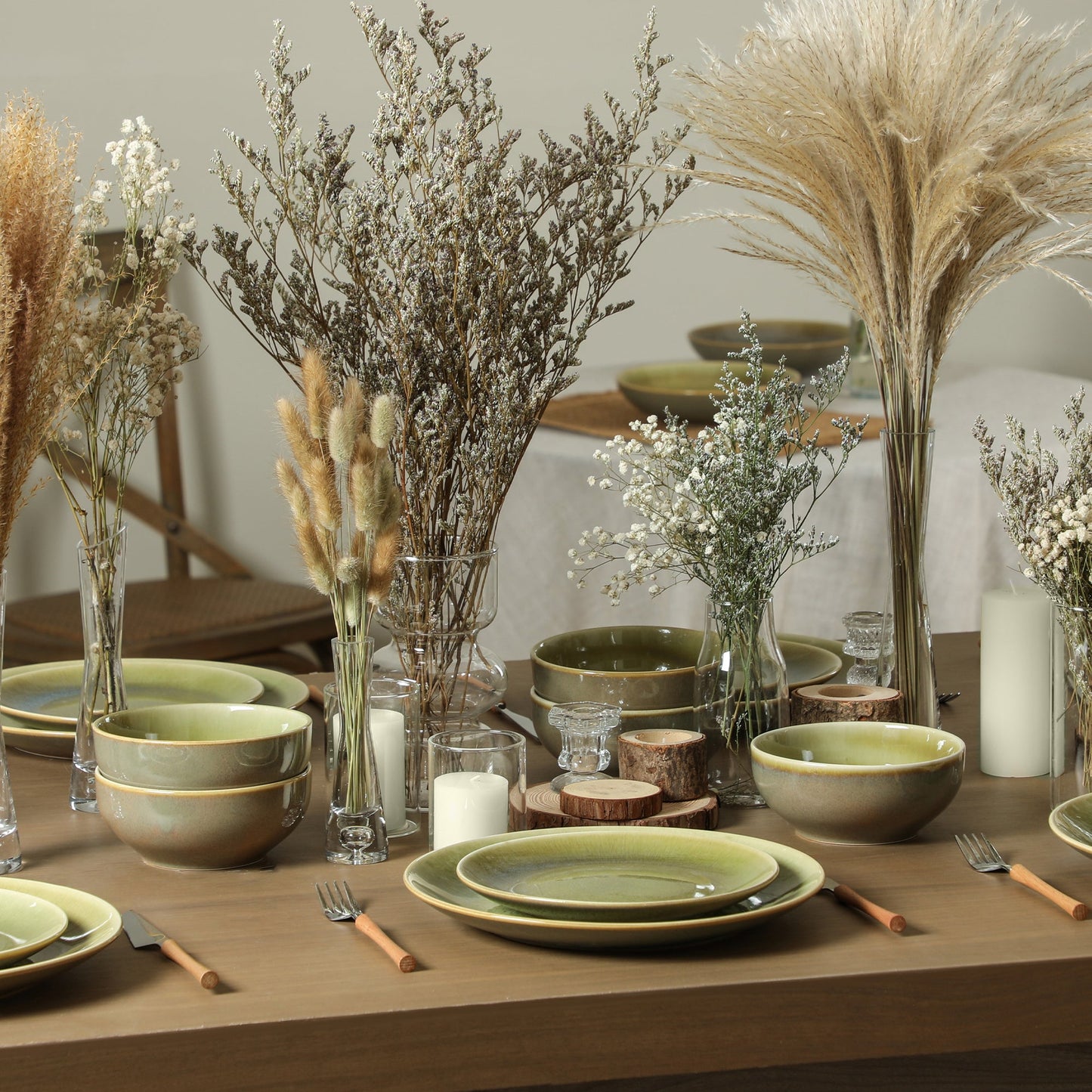 Riley Stoneware Dinnerware Set - Green and Blue