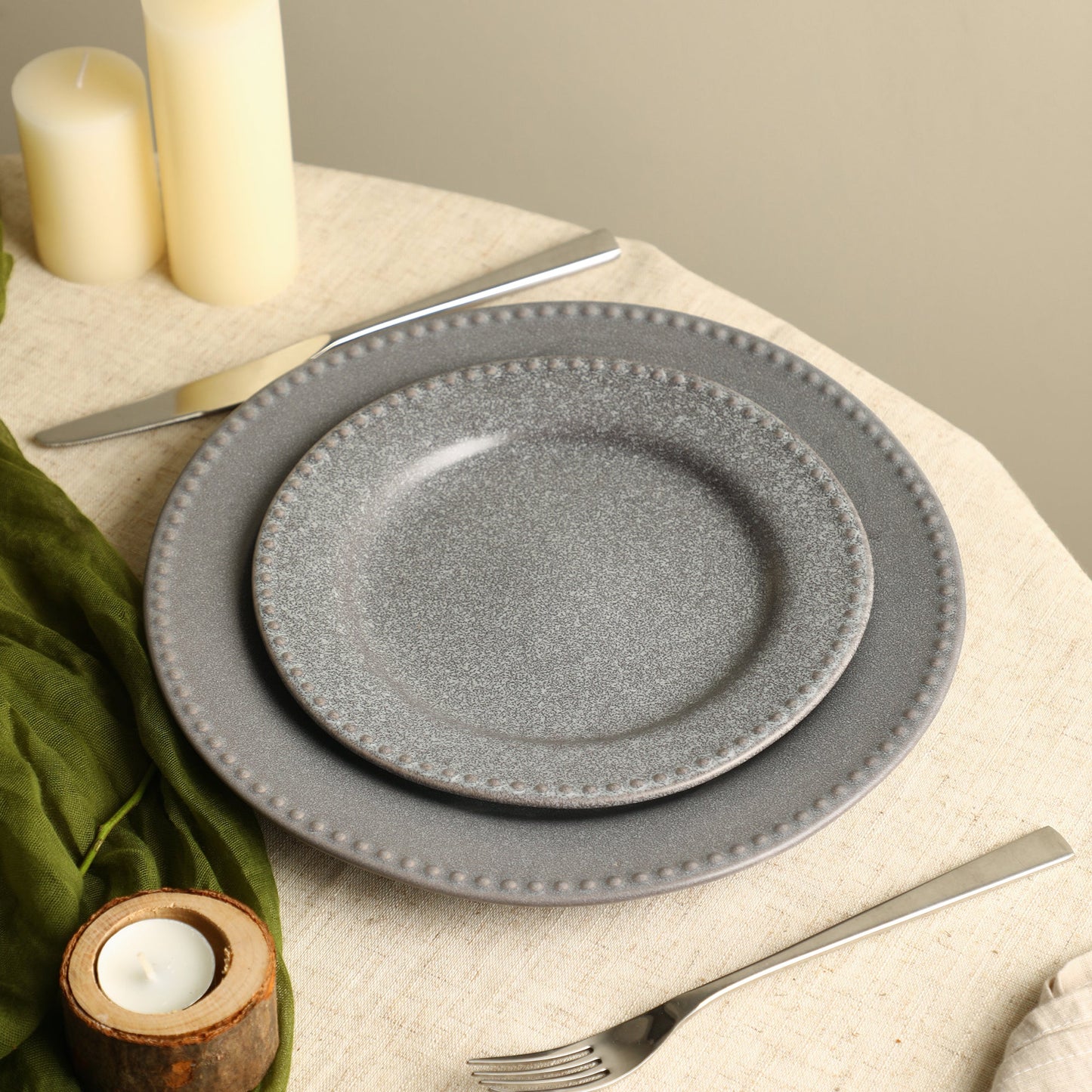 Comet Stoneware Salad Plate Set - Grey