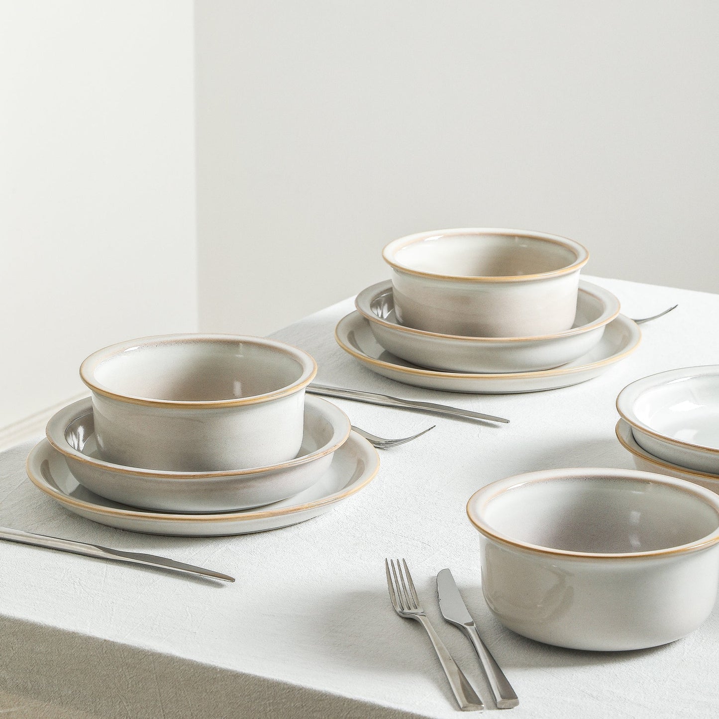 Slate Stoneware Dinnerware Set - White