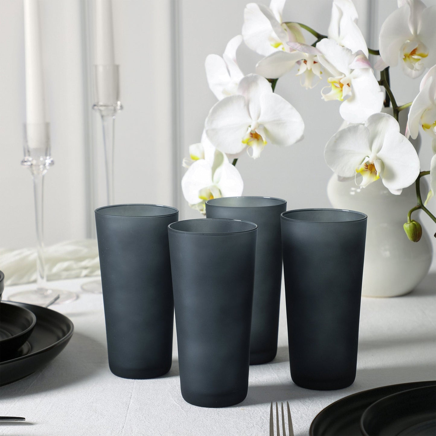 Elio Stoneware Dinnerware Set With Glassware - Black