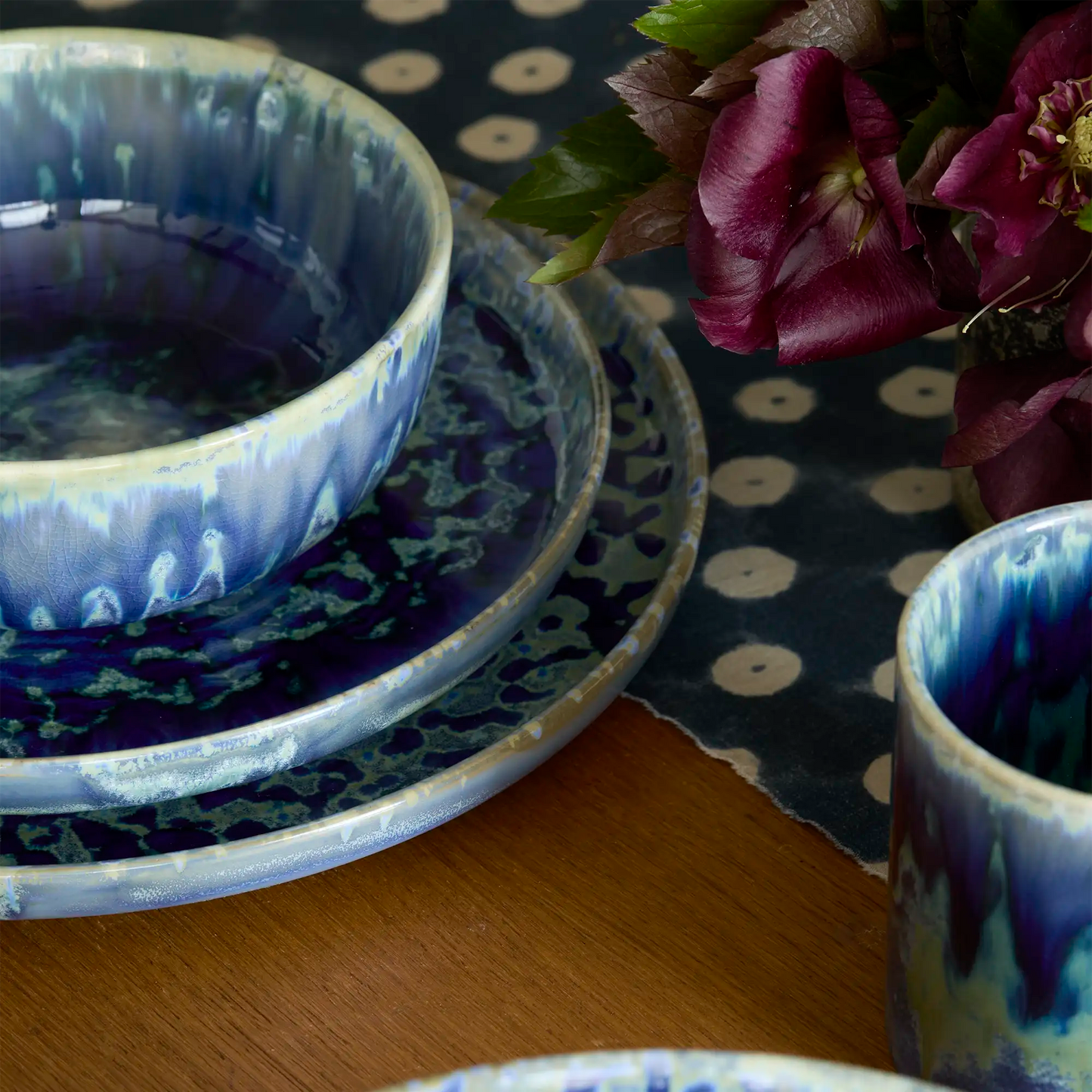 Hanami Stoneware Salad Plate Set - Blue