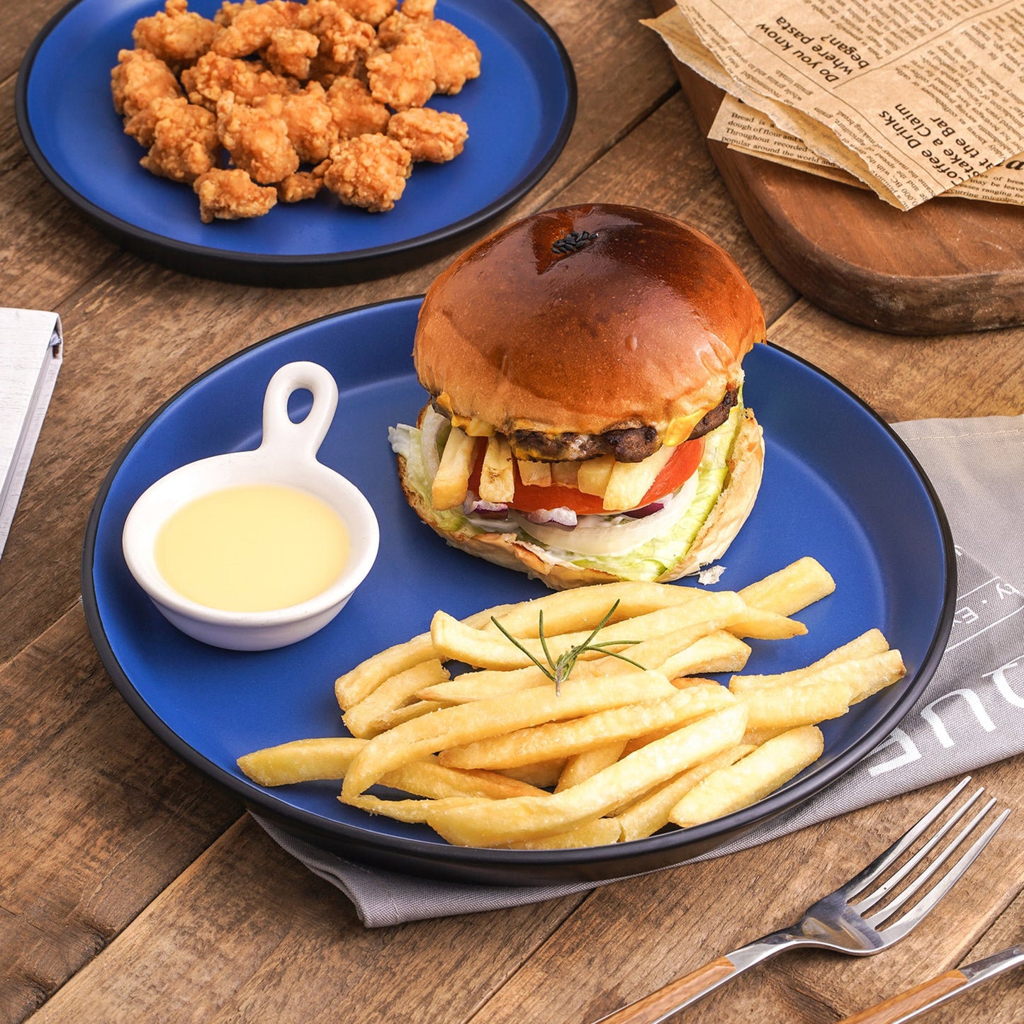 Albie Stoneware Dinner Plate - Blue And Black