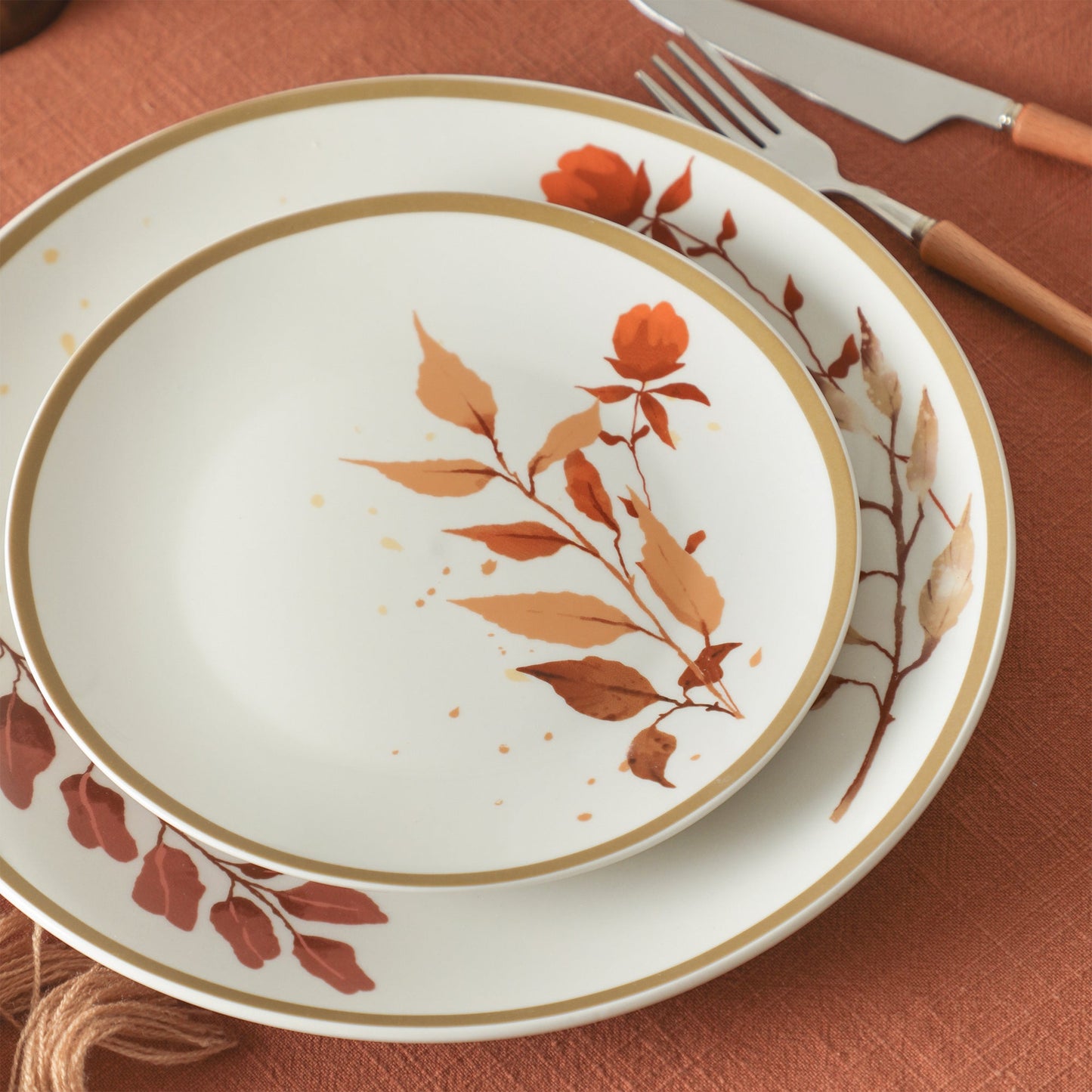 Maple Porcelain Dinnerware Set - White