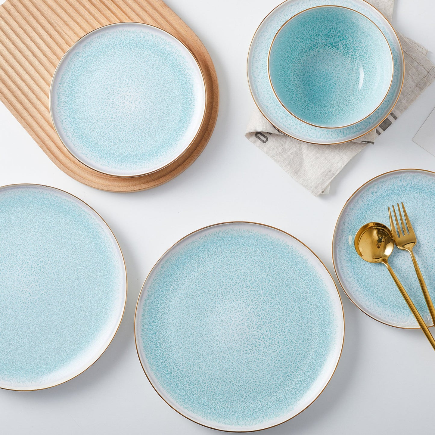 Josephine Porcelain Dinner Plate - Mint