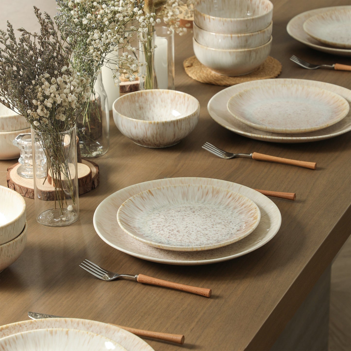 Riley Stoneware Dinnerware Set - Sand