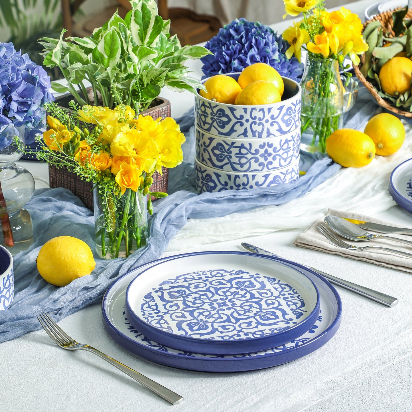 Tropea Stoneware Dinnerware Set - Blue