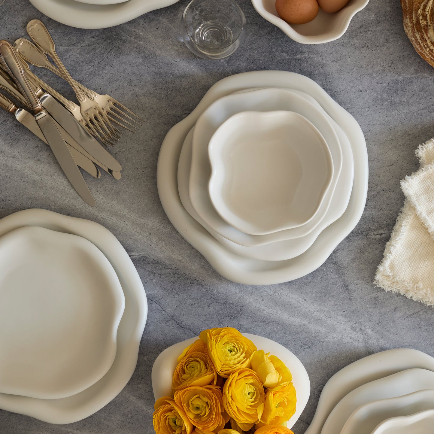 Amorphous Stoneware Pasta Bowl Set - White