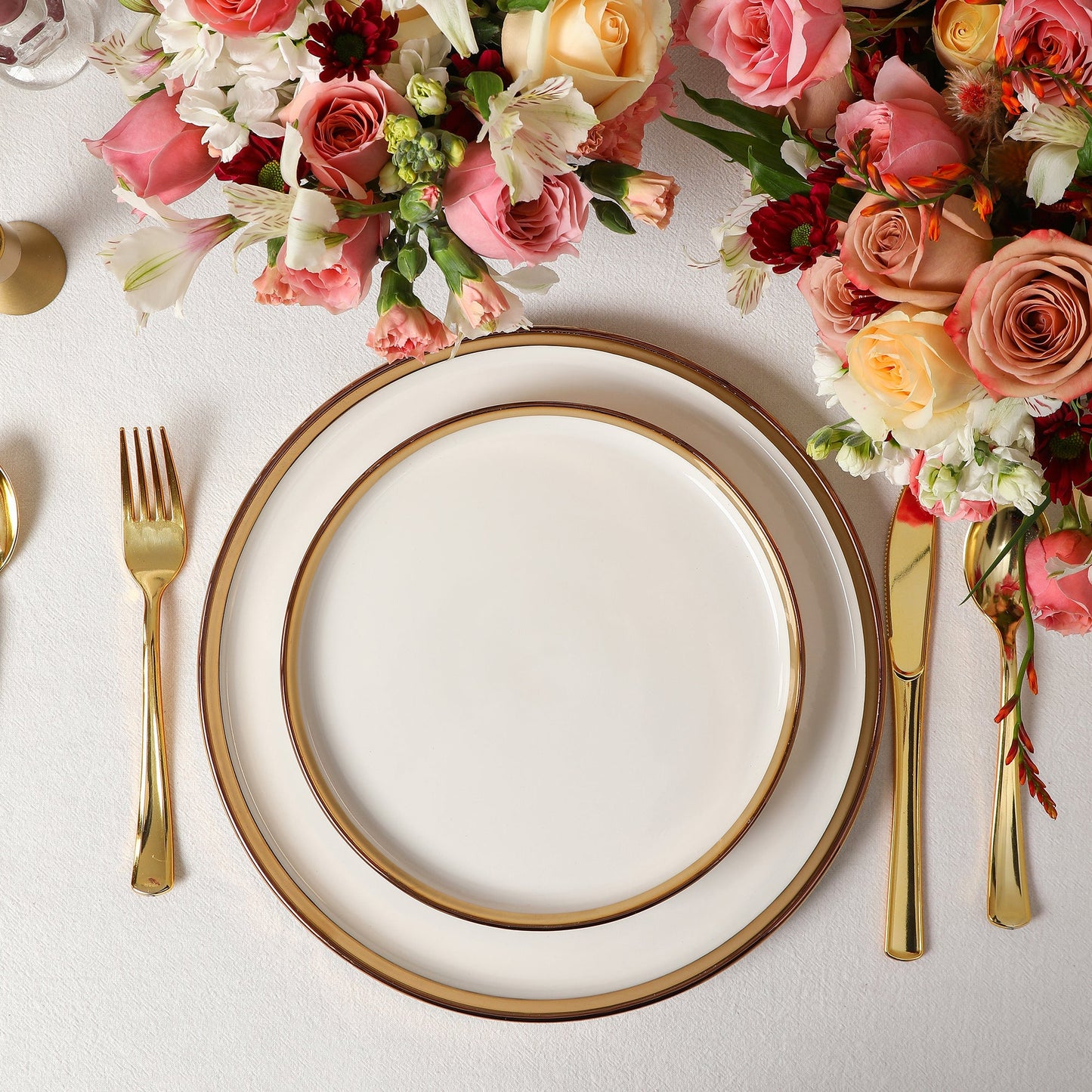 Solene Porcelain Dinnerware Set - White and Gold