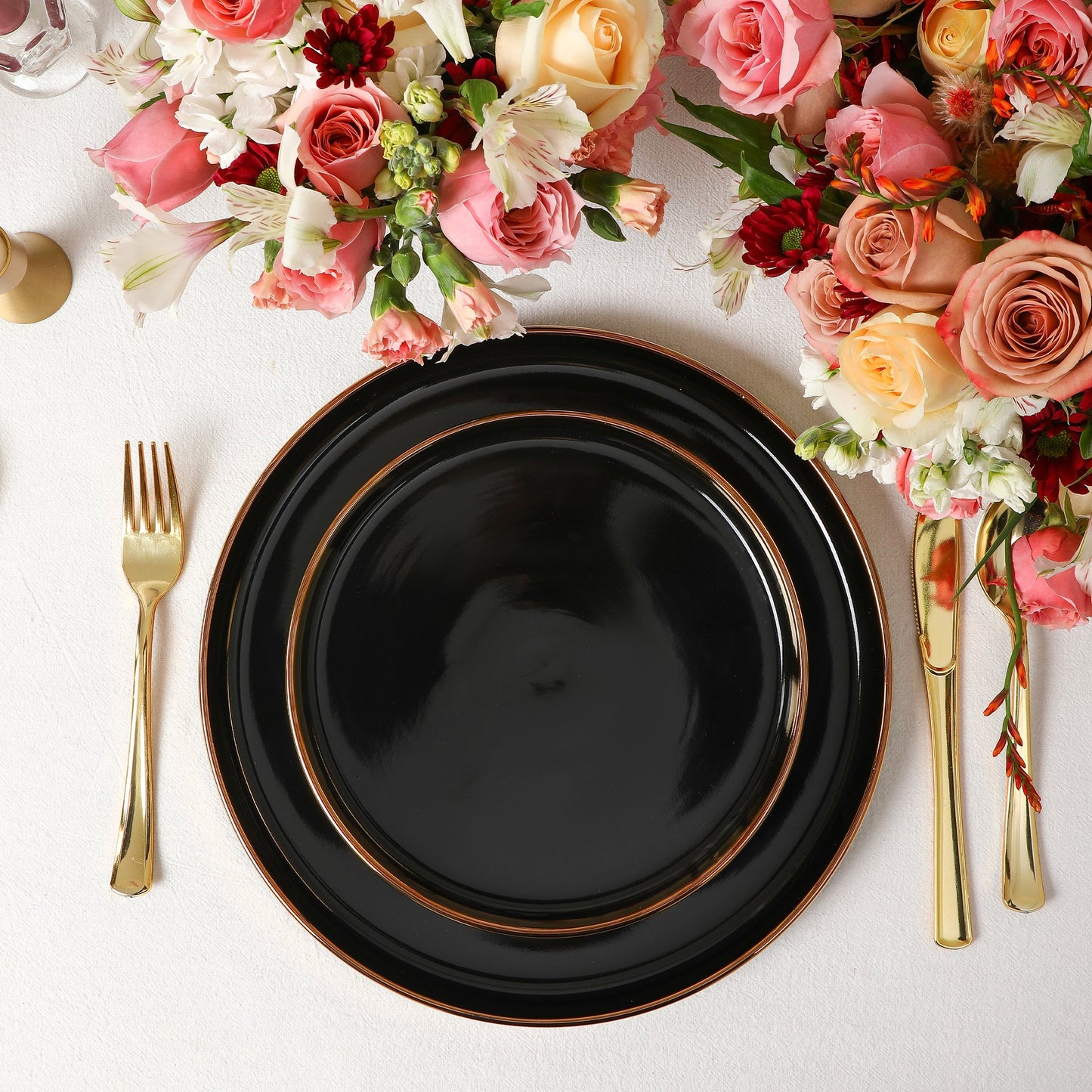Solene Stoneware Dinnerware Set - Black and Gold